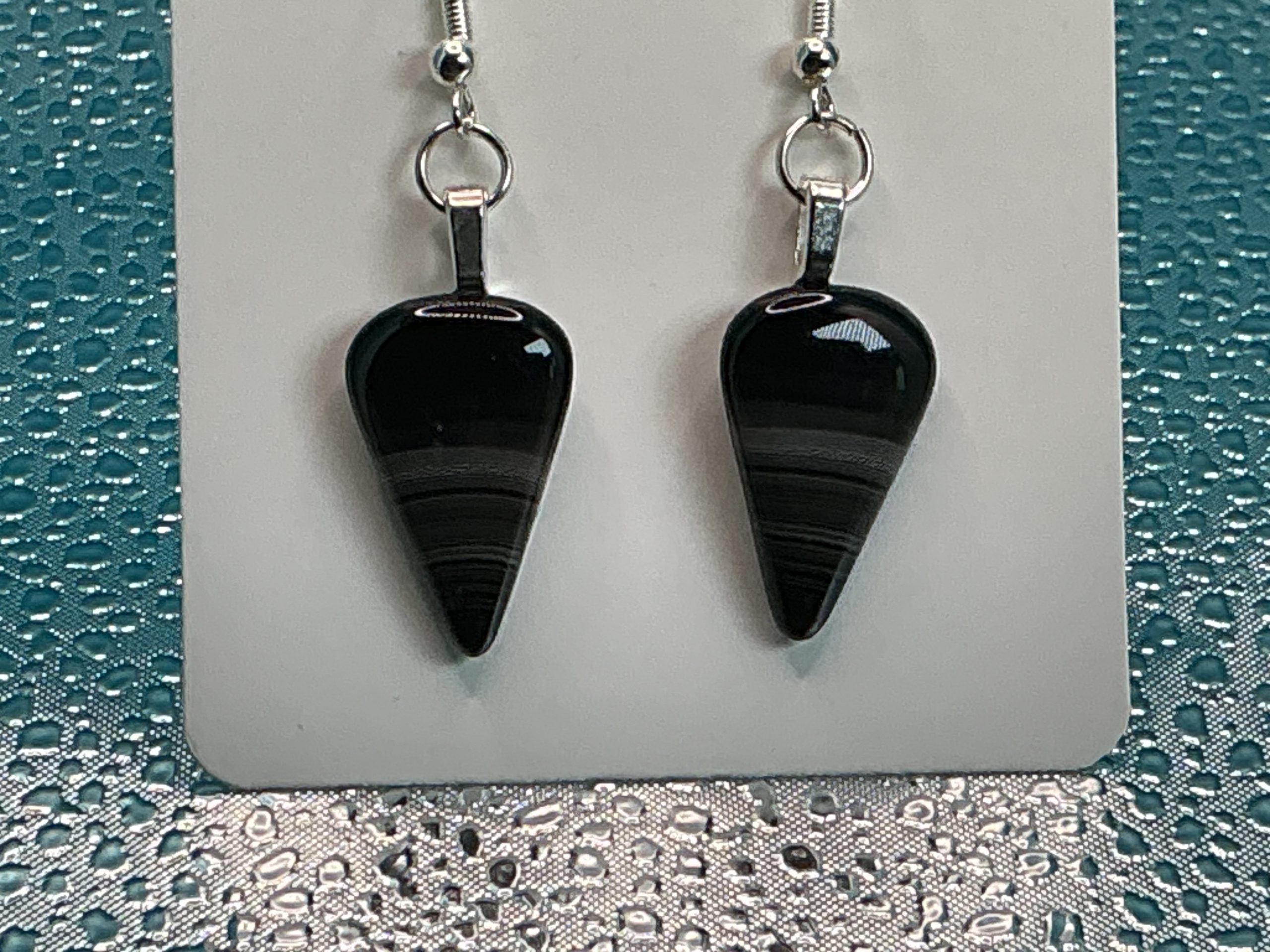 Dark Montana Agate Earrings – Depth and Character