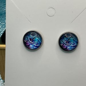 Blue pattern stud earrings