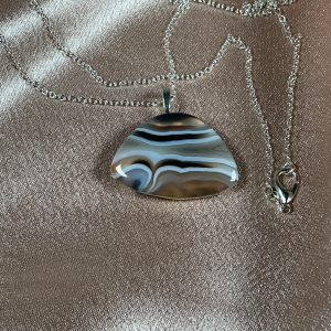 Classic Agate Necklace